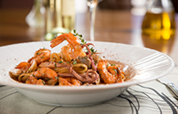 Geppos Linguine de Frutos do Mar